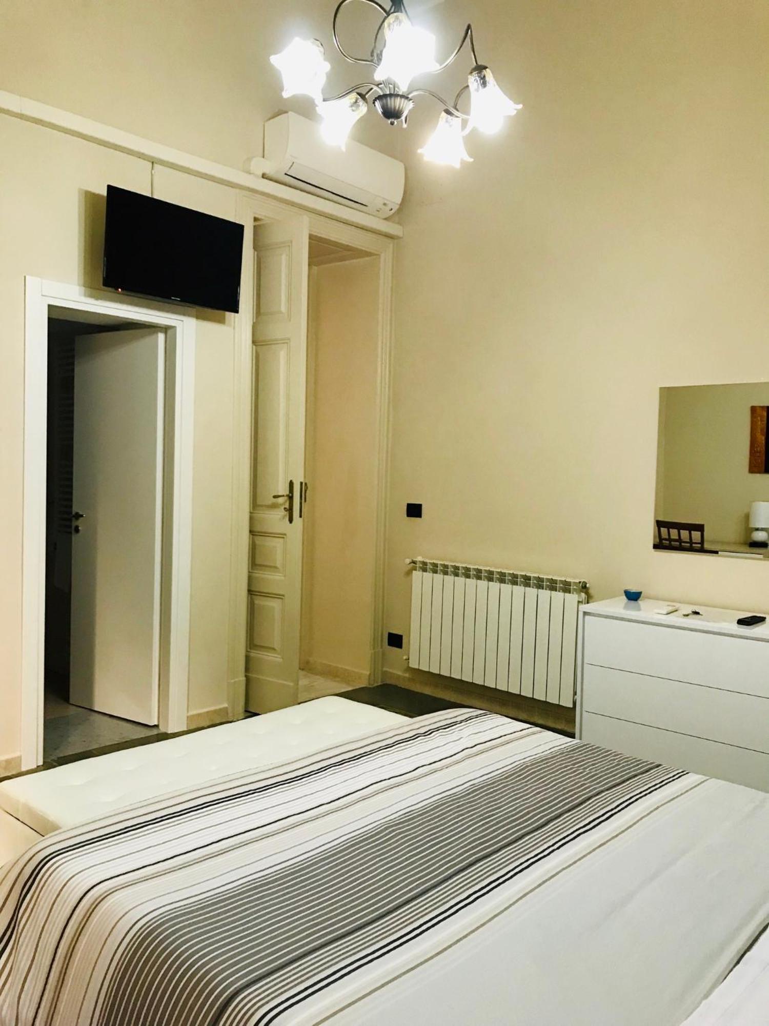 B&B Villa Roma 皮亚扎-阿尔梅里纳 外观 照片